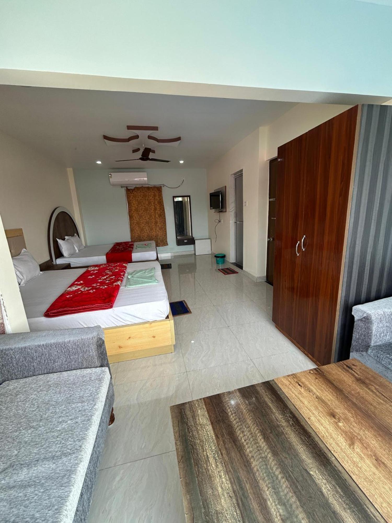 Prantik Hotel And Resorts Tajpur Exteriör bild