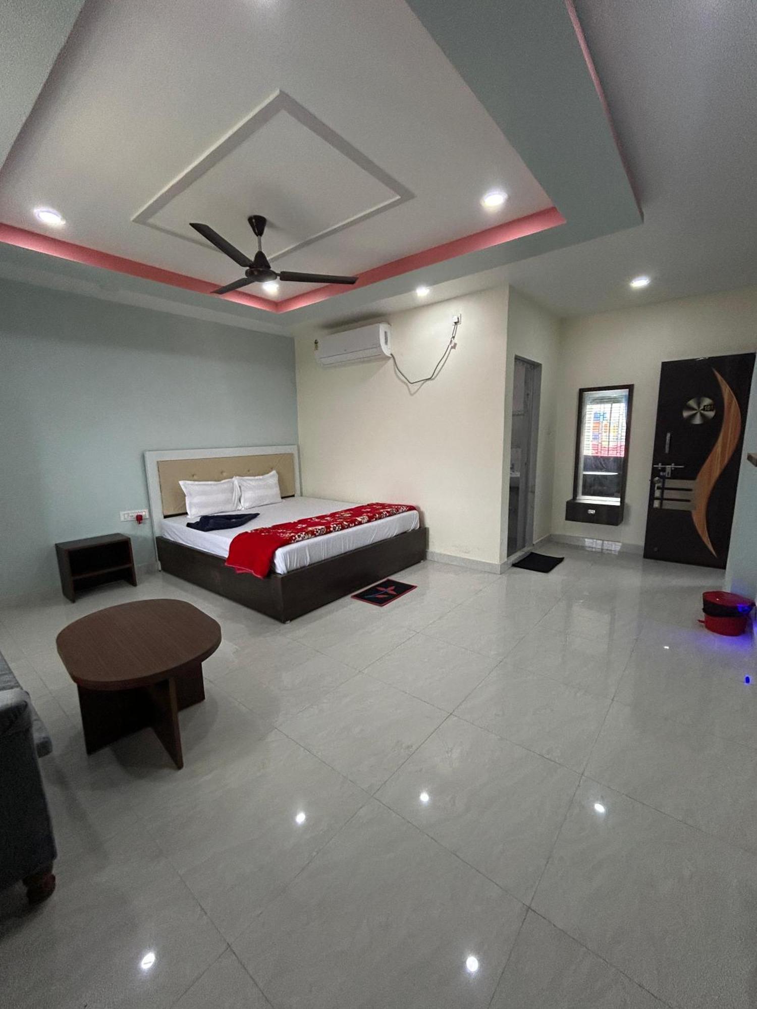 Prantik Hotel And Resorts Tajpur Exteriör bild